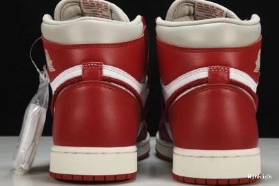 Chenille Jordan OG Newstalgia High 1 DJ4891-061 0810